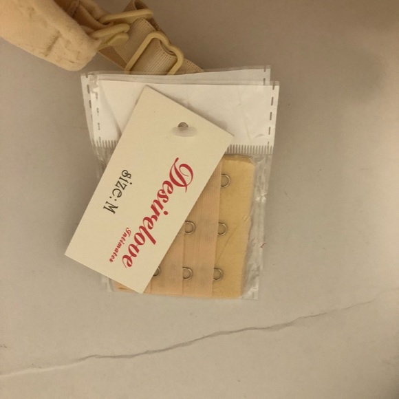 Desire love NWT 2 nursing maternity bras with extenders size medium - Picture 6 of 7